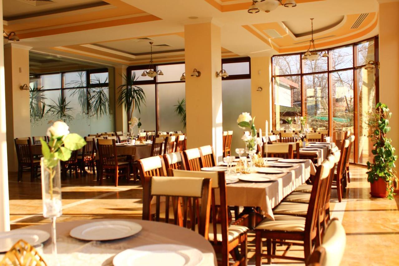 Alma 3* Mamaia