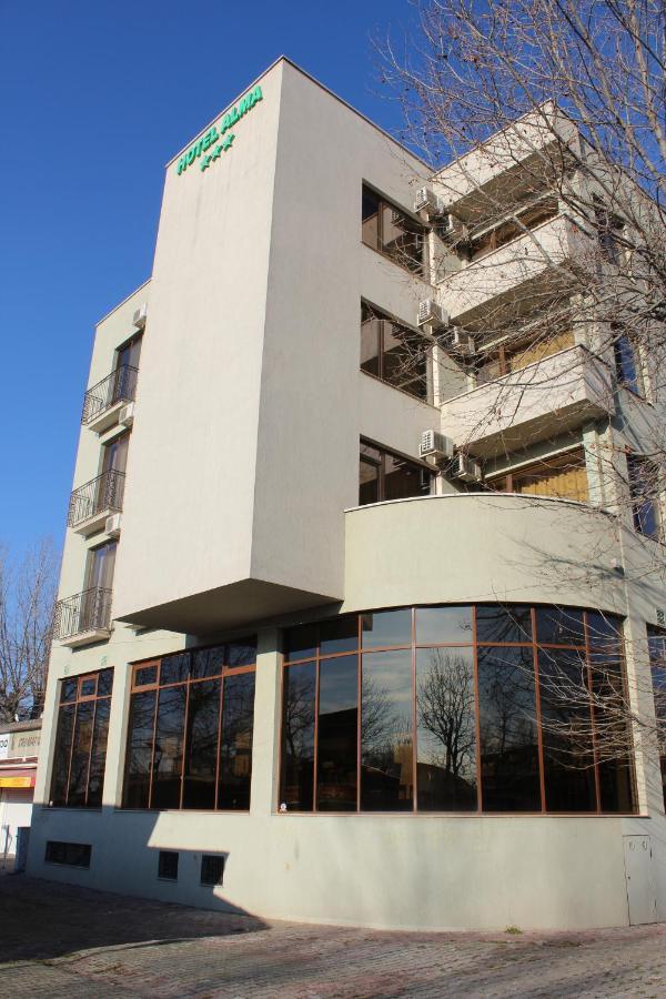 Hotel Alma 3*
